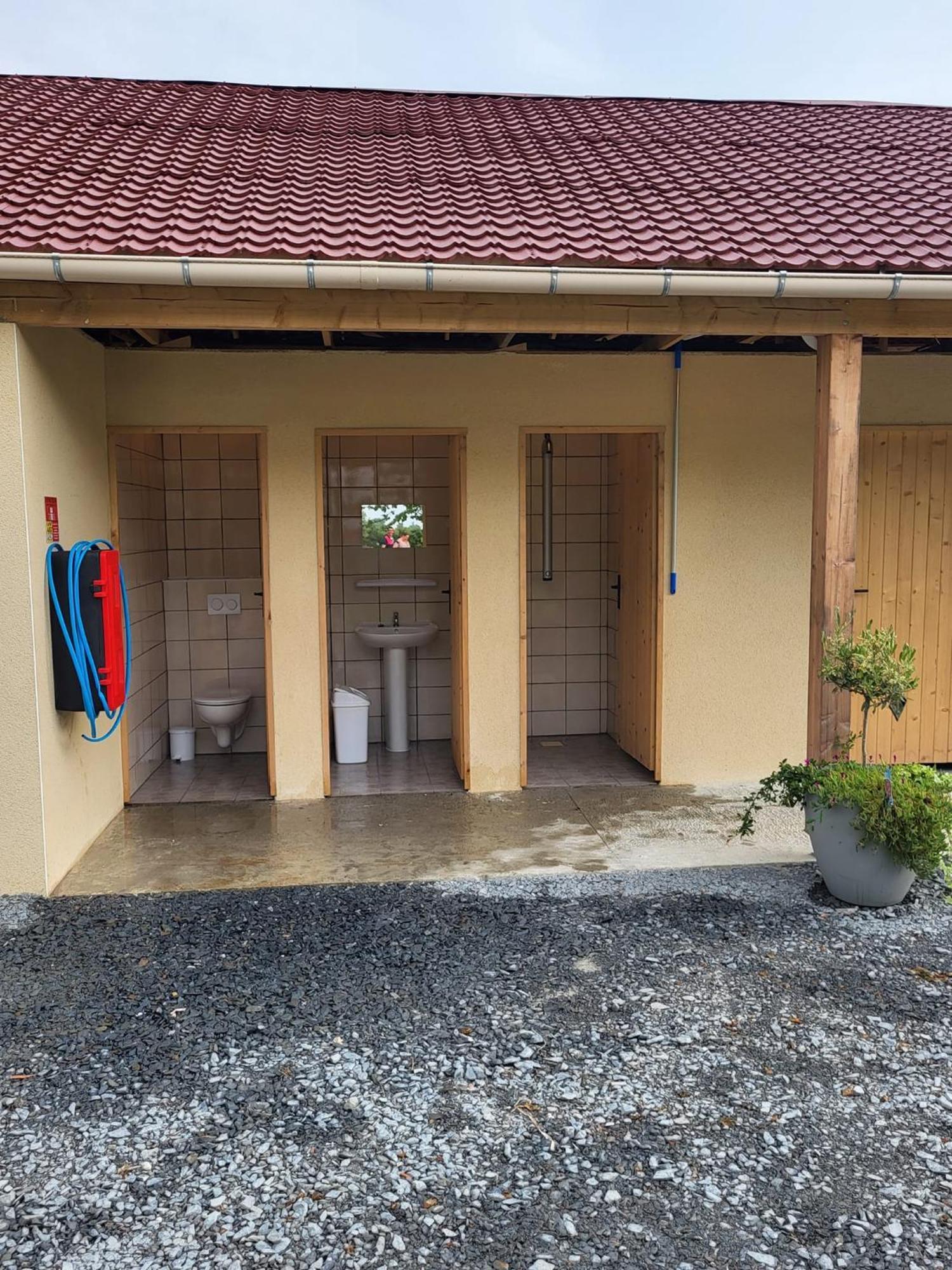 Camping Aire Natuelle D'Agy Exterior foto